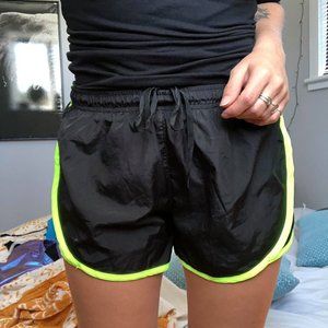 2\15$ Athletic shorts with neon details